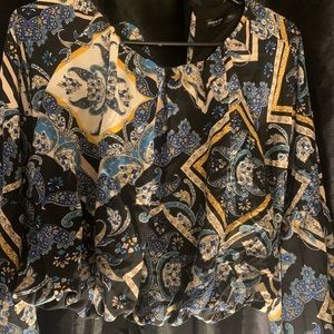 SHEIN Plus Paisley Bishop Sleeve Blouse. Middrift length